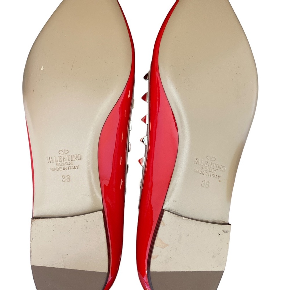 VALENTINO PATENT ROCKSTUD BALLET FLATS - Picture 4 of 5